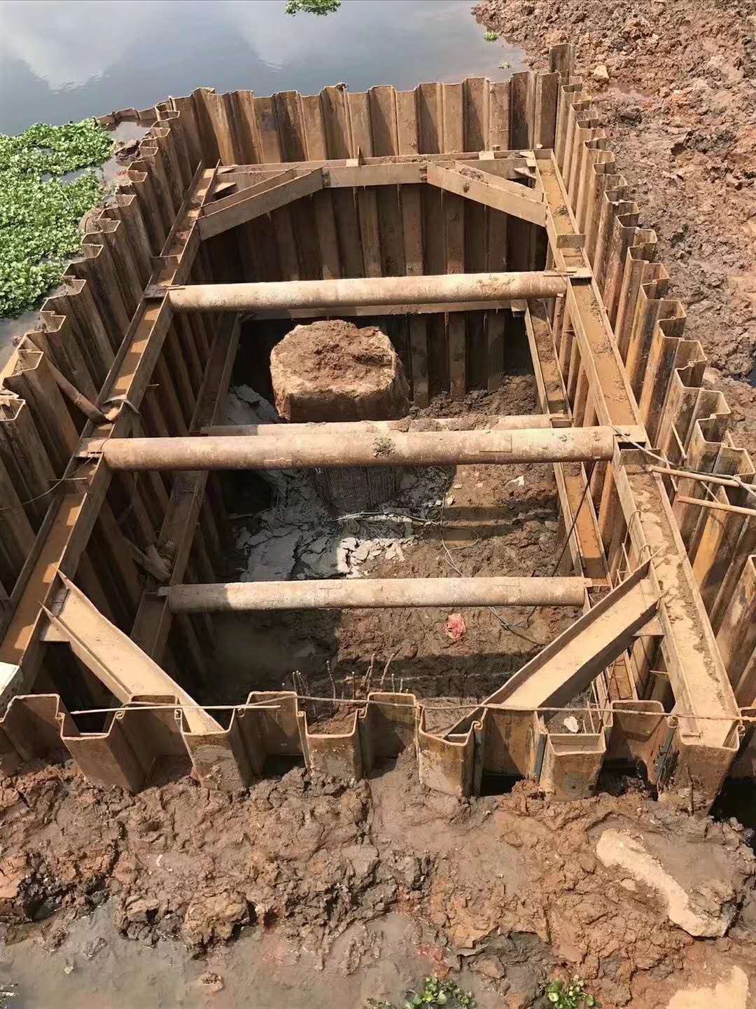 钢板桩支护与围堰